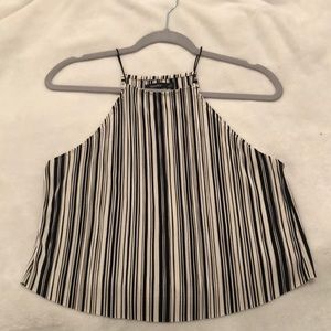 Super nice black and white crop top